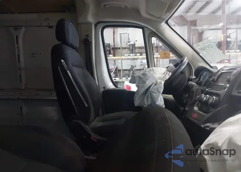 2016 Ram Promaster 1500 Low Roof z USA, uszkodzony, nr VIN 3C6TRVAG7GE136128